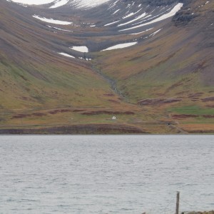 H&eacute;r er horft inn Kald&aacute;rdalinn